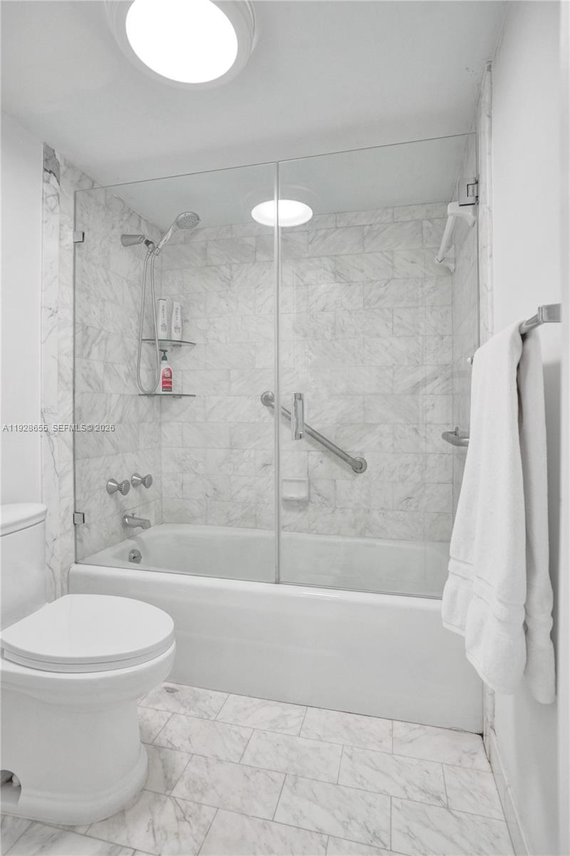 19707 Turnberry Way # 16C