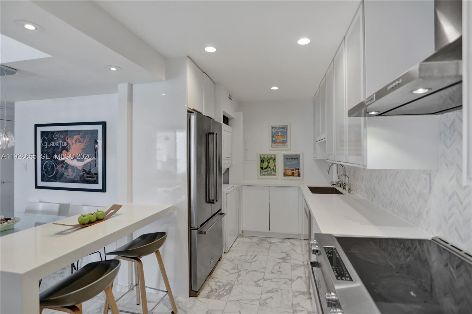 19707 Turnberry Way # 16C