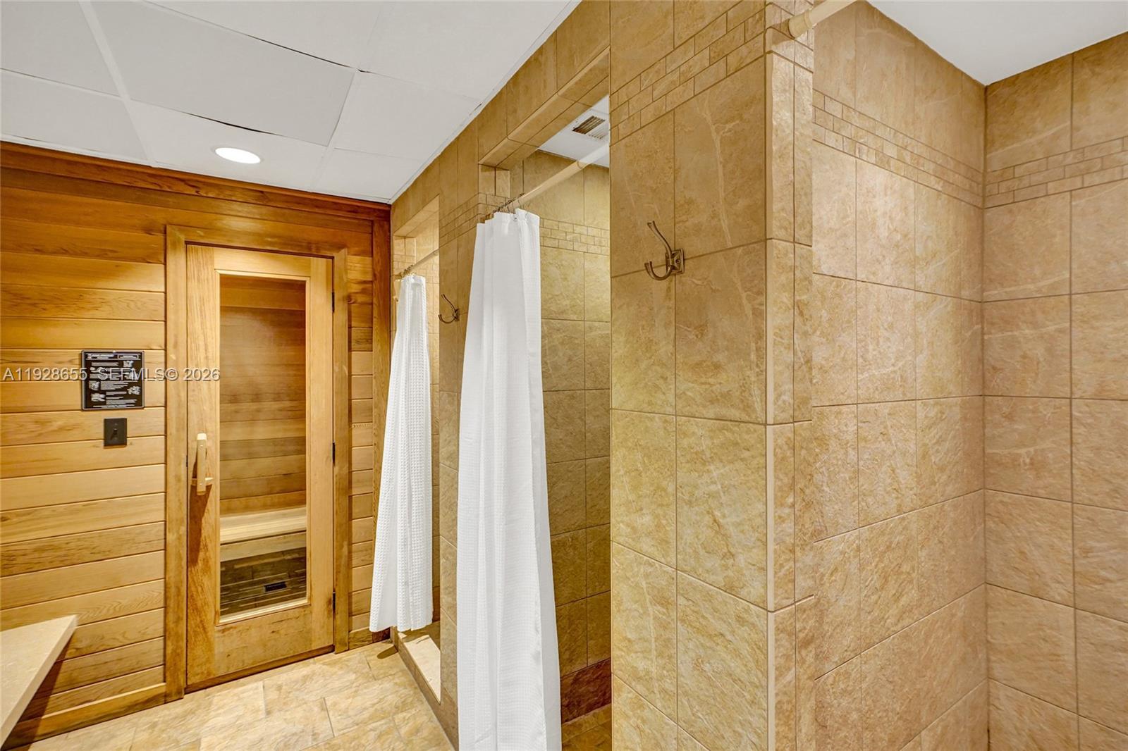 19707 Turnberry Way # 16C