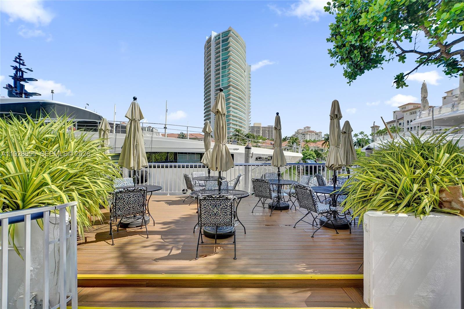 19707 Turnberry Way # 16C