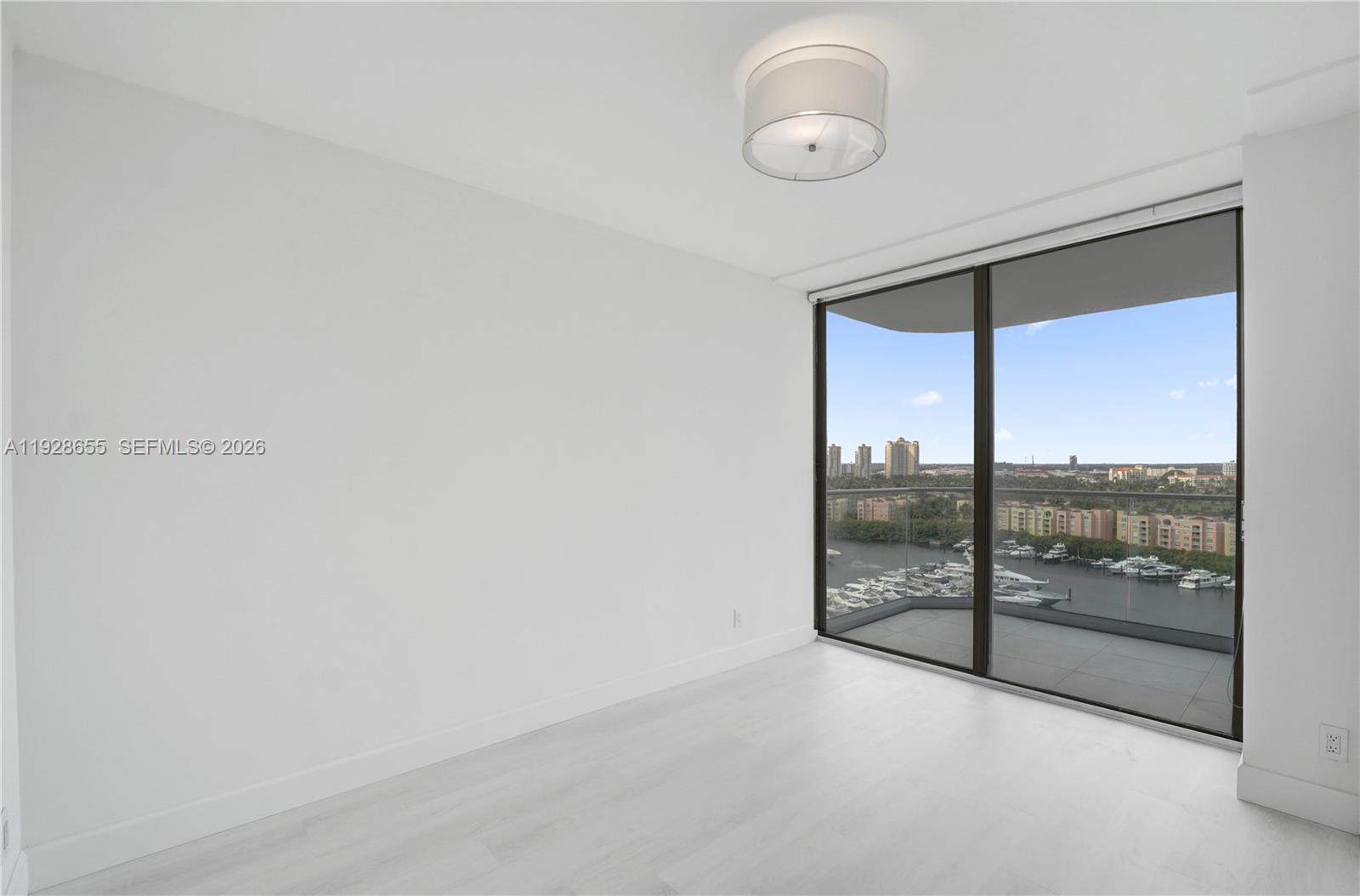 19707 Turnberry Way # 16C