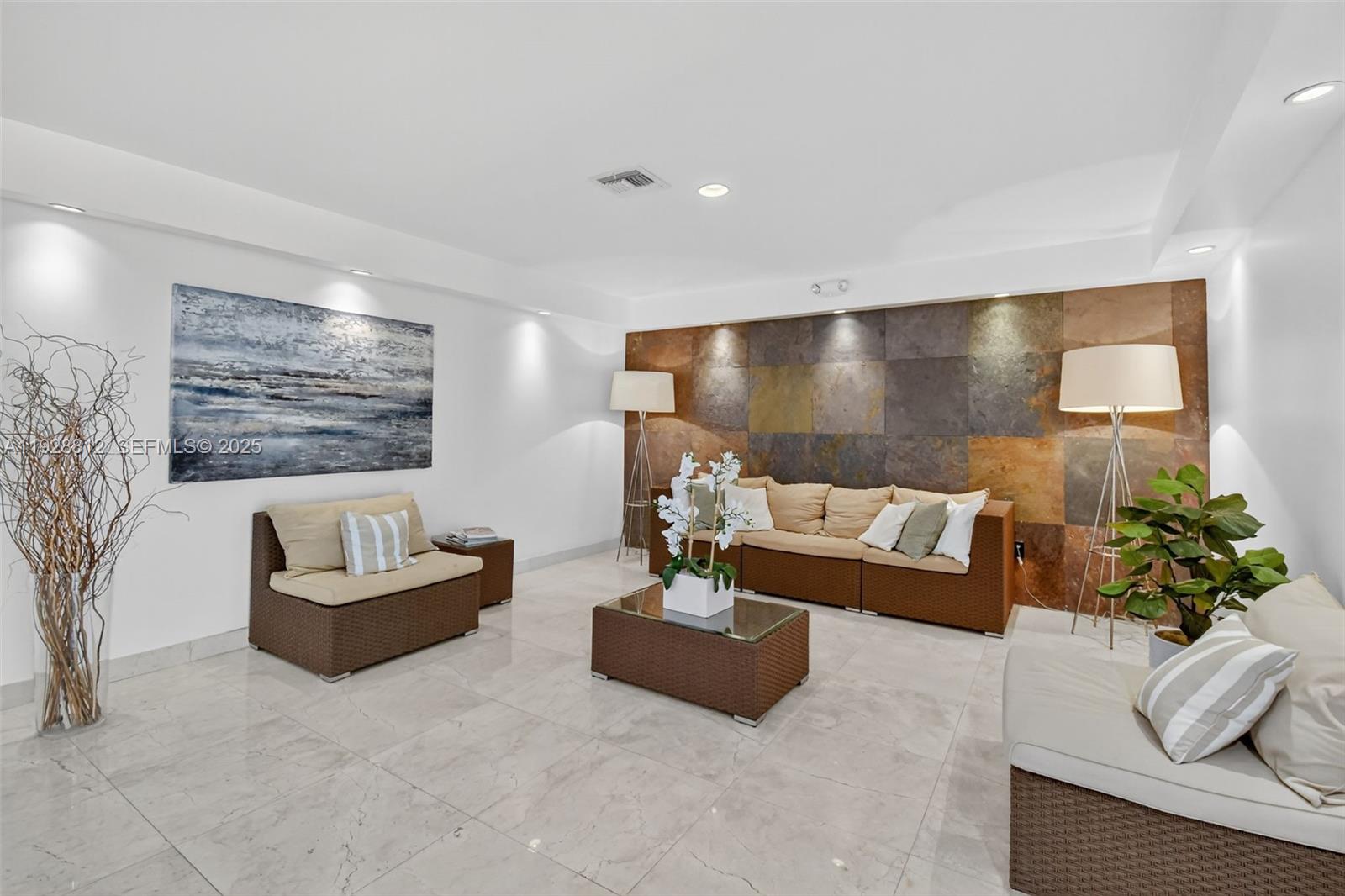 9250 W Bay Harbor Dr # 5D