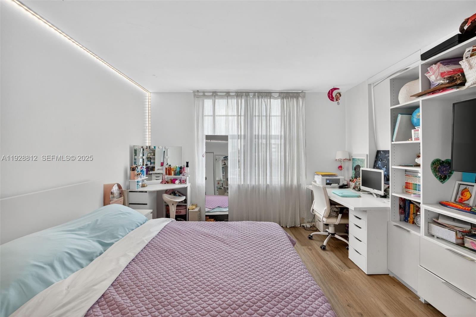 9250 W Bay Harbor Dr # 5D