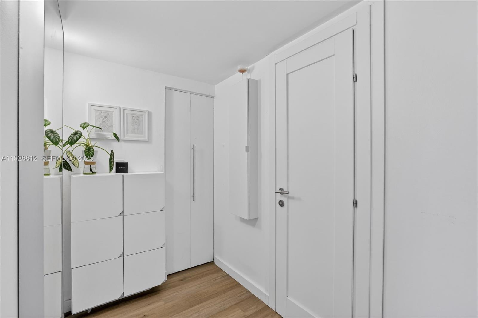 9250 W Bay Harbor Dr # 5D