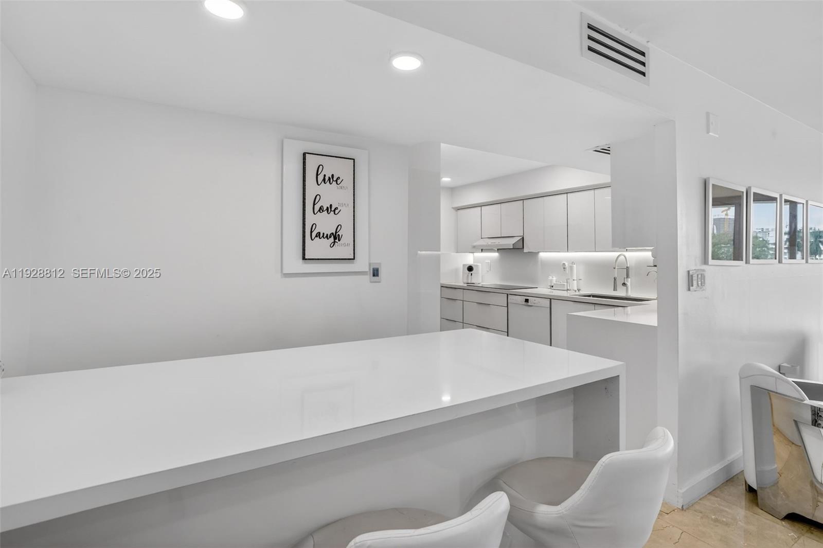 9250 W Bay Harbor Dr # 5D