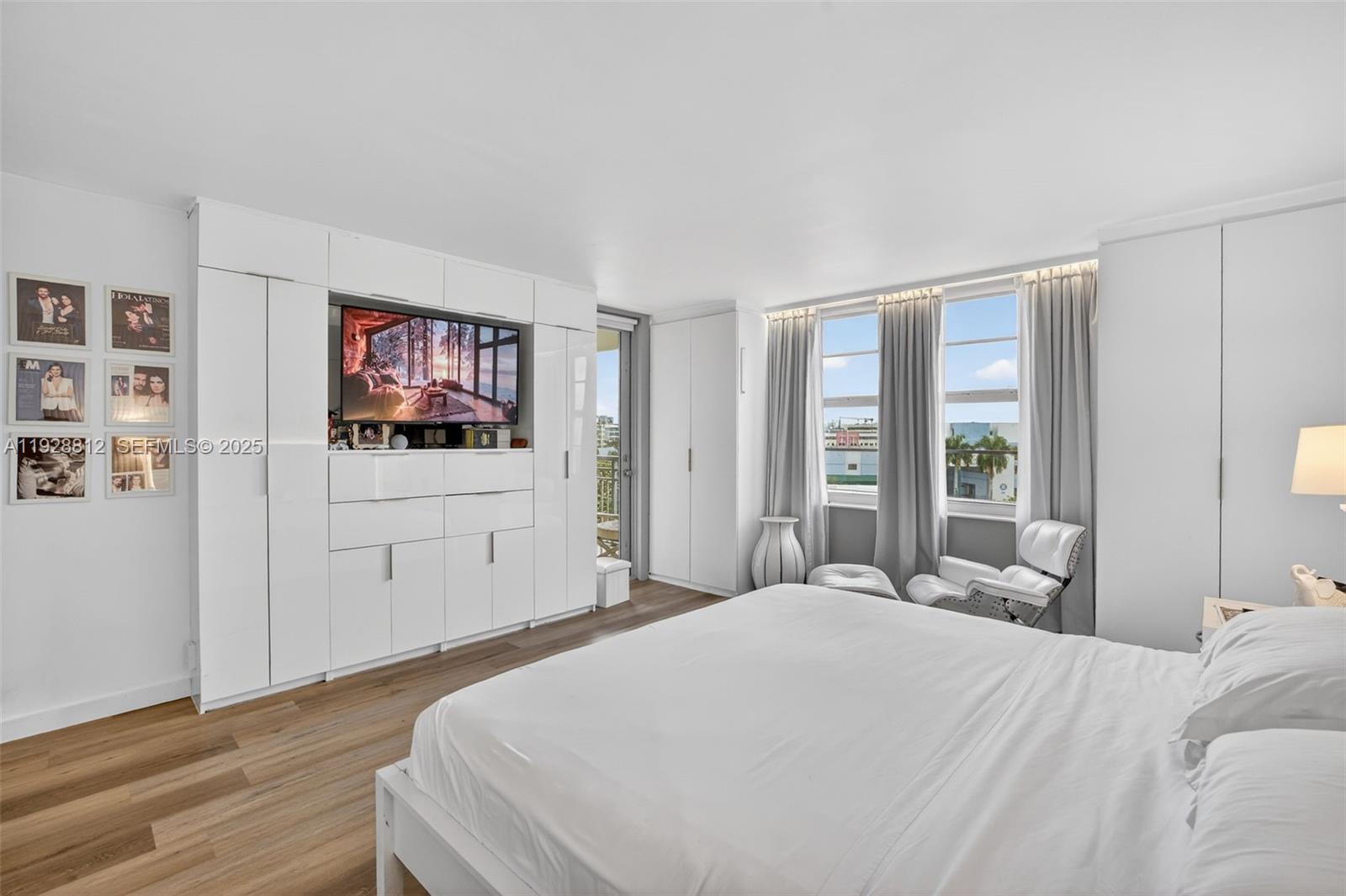 9250 W Bay Harbor Dr # 5D