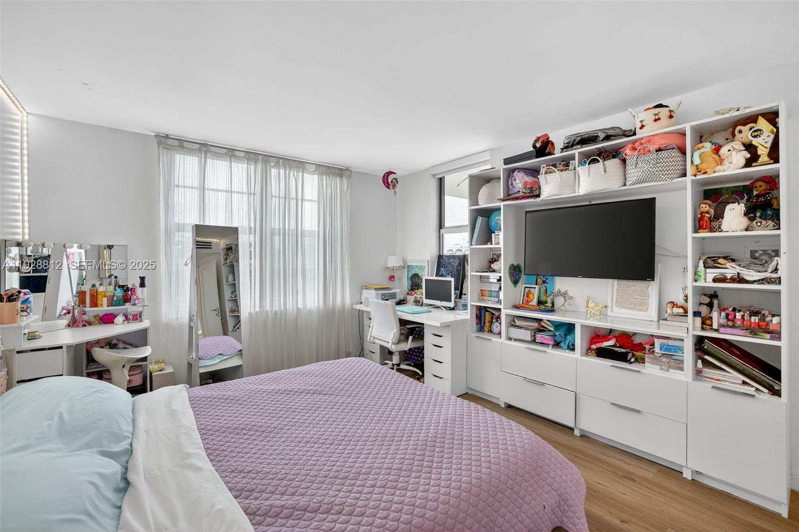 9250 W Bay Harbor Dr # 5D