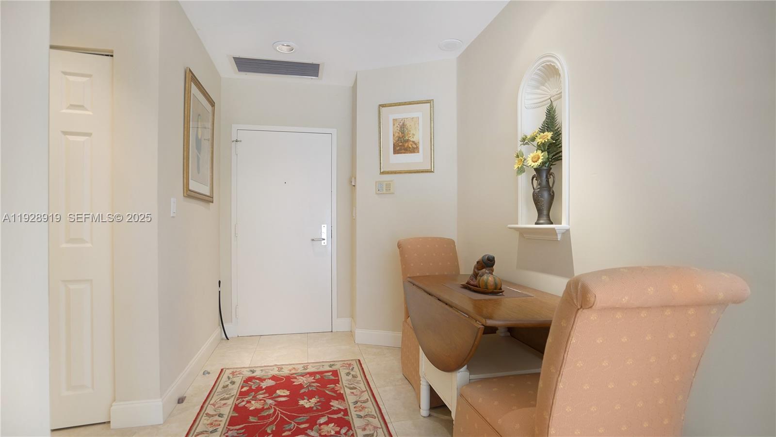 3600 Mystic Pointe Dr # 115