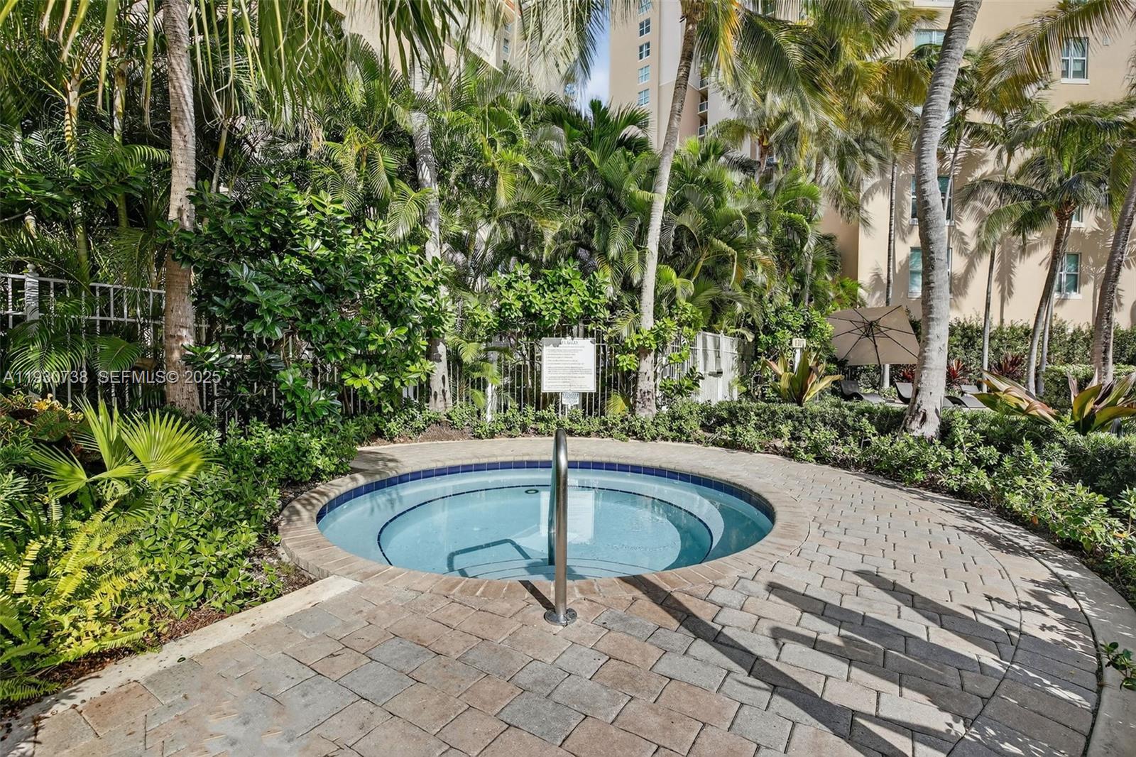 3340 NE 190th St # 1101