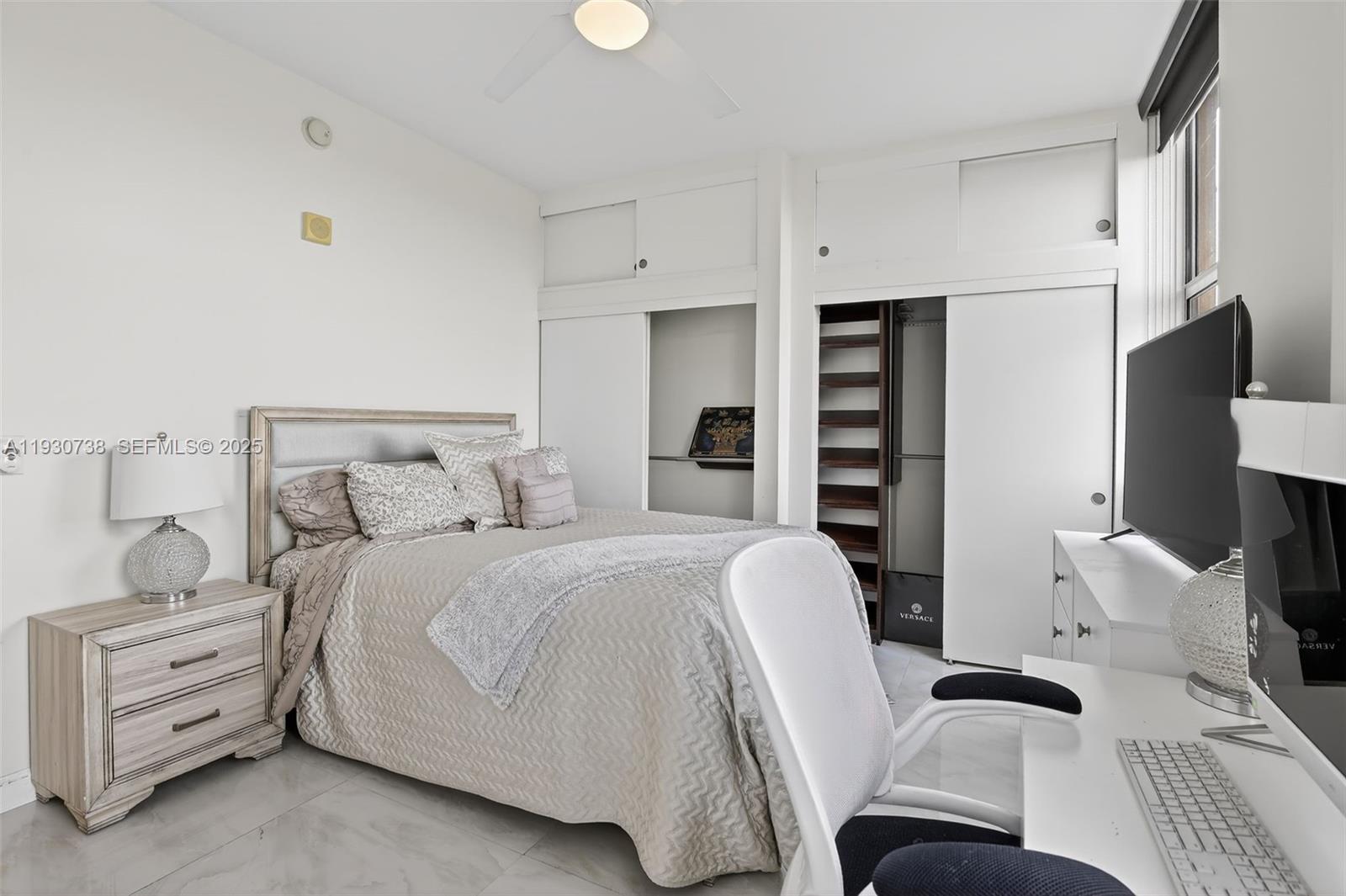 3340 NE 190th St # 1101