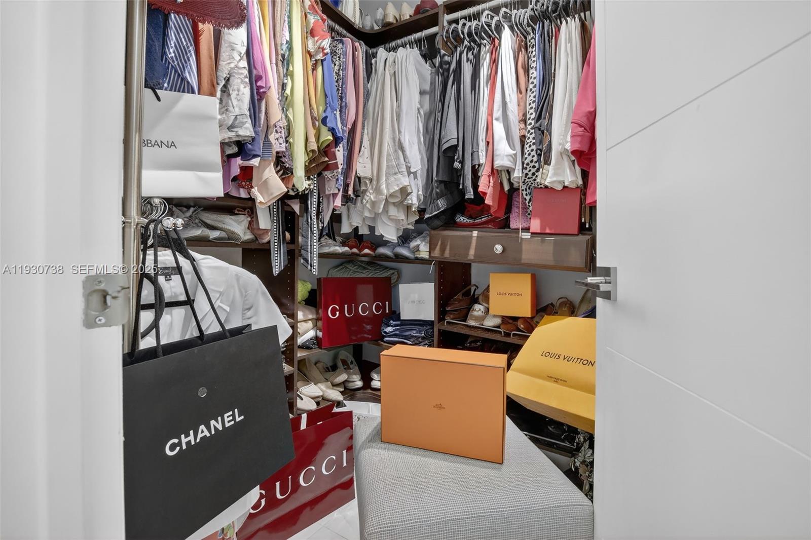 3340 NE 190th St # 1101