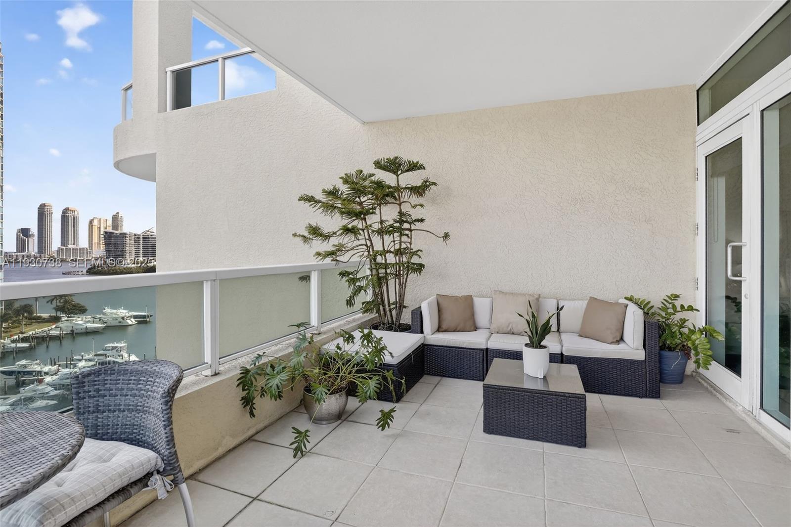 3340 NE 190th St # 1101