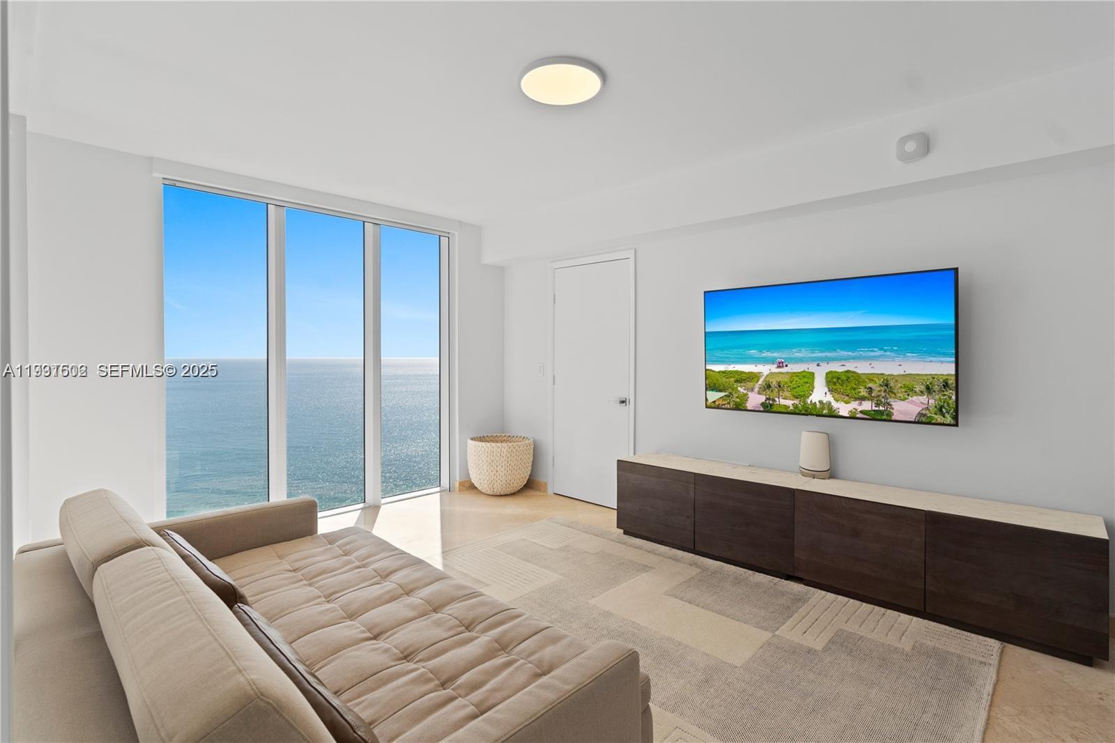 18911 Collins Ave # 3307