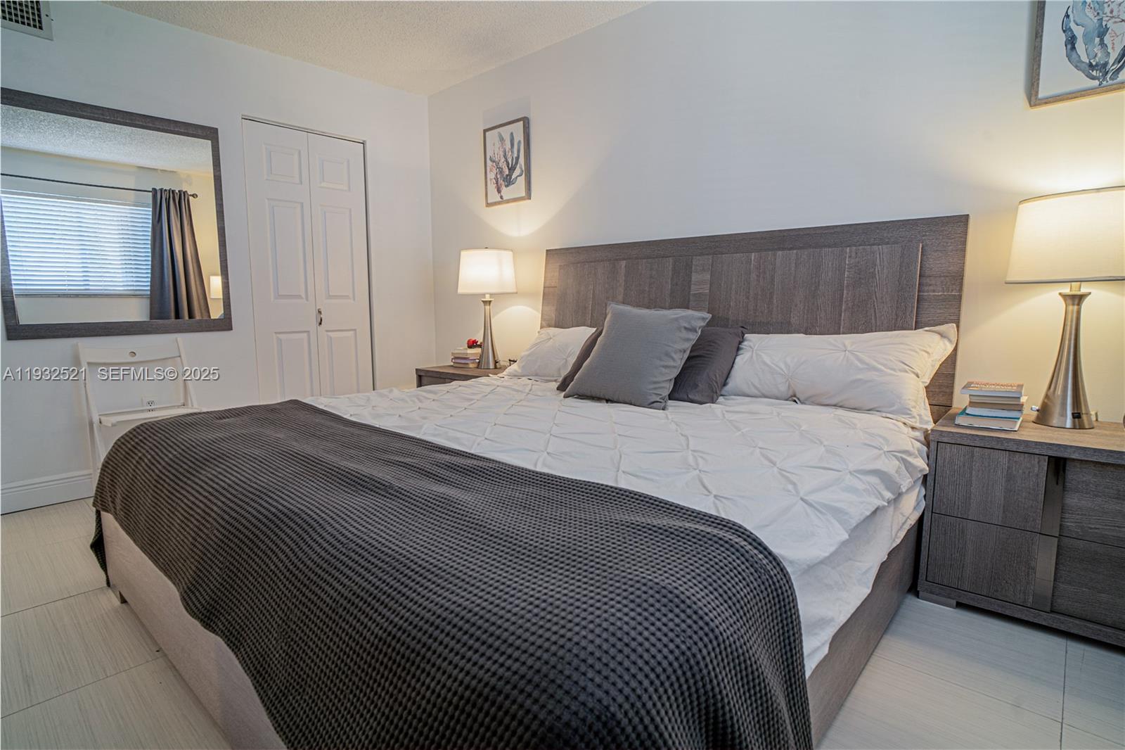 6801 Harding Ave # 301