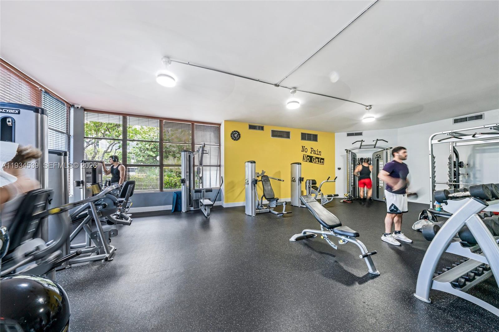 1000 Parkview Dr # 107