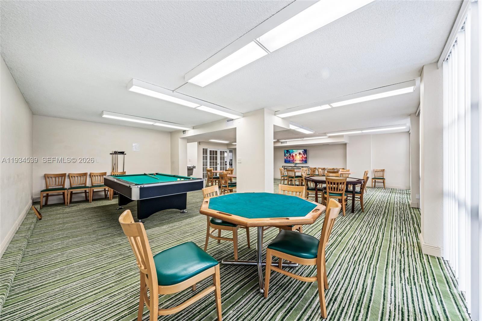 1000 Parkview Dr # 107