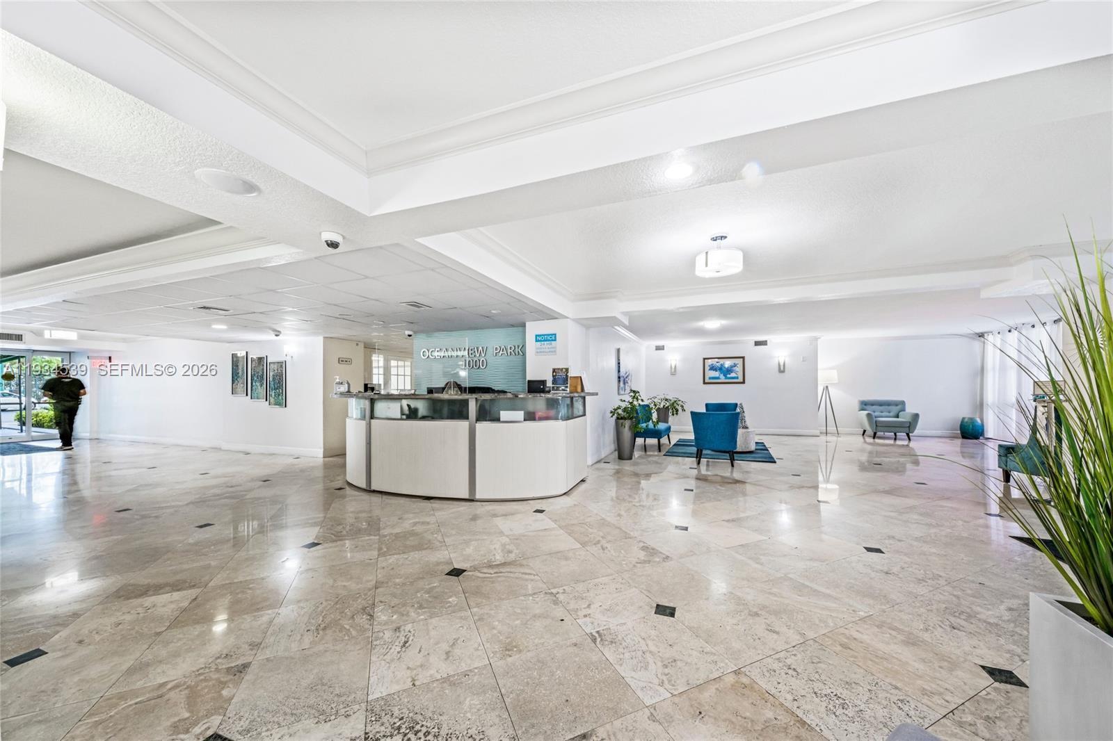 1000 Parkview Dr # 107