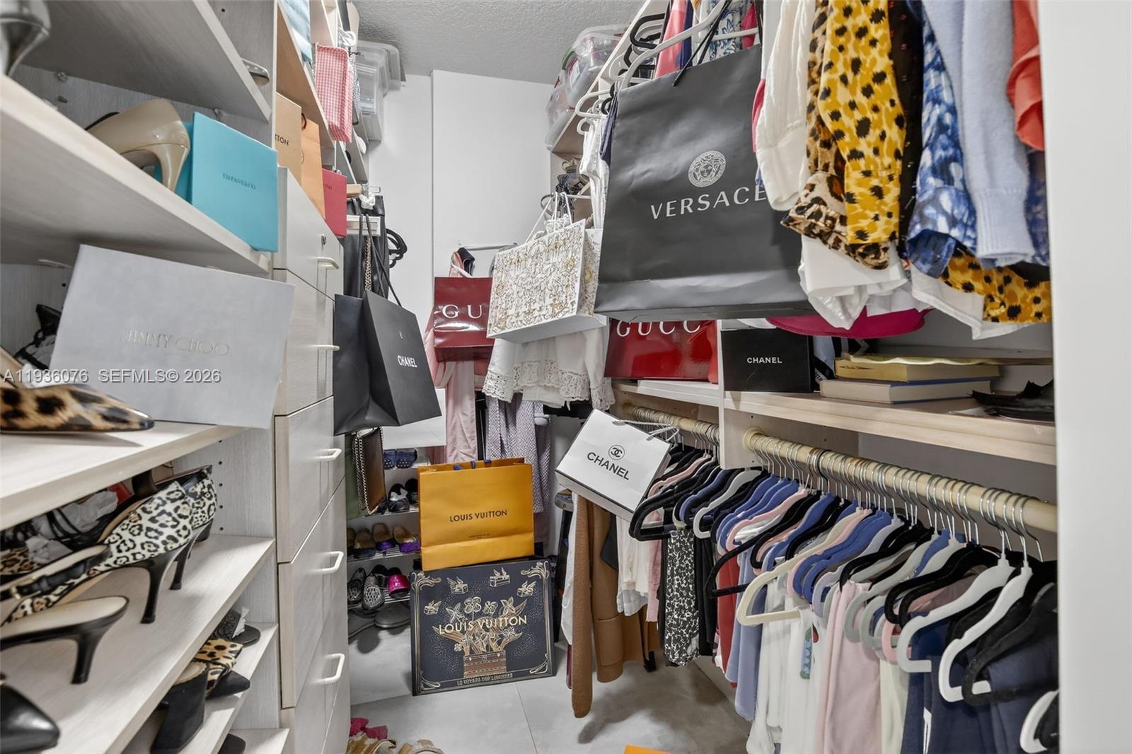 20505 E Country Club Dr # 833