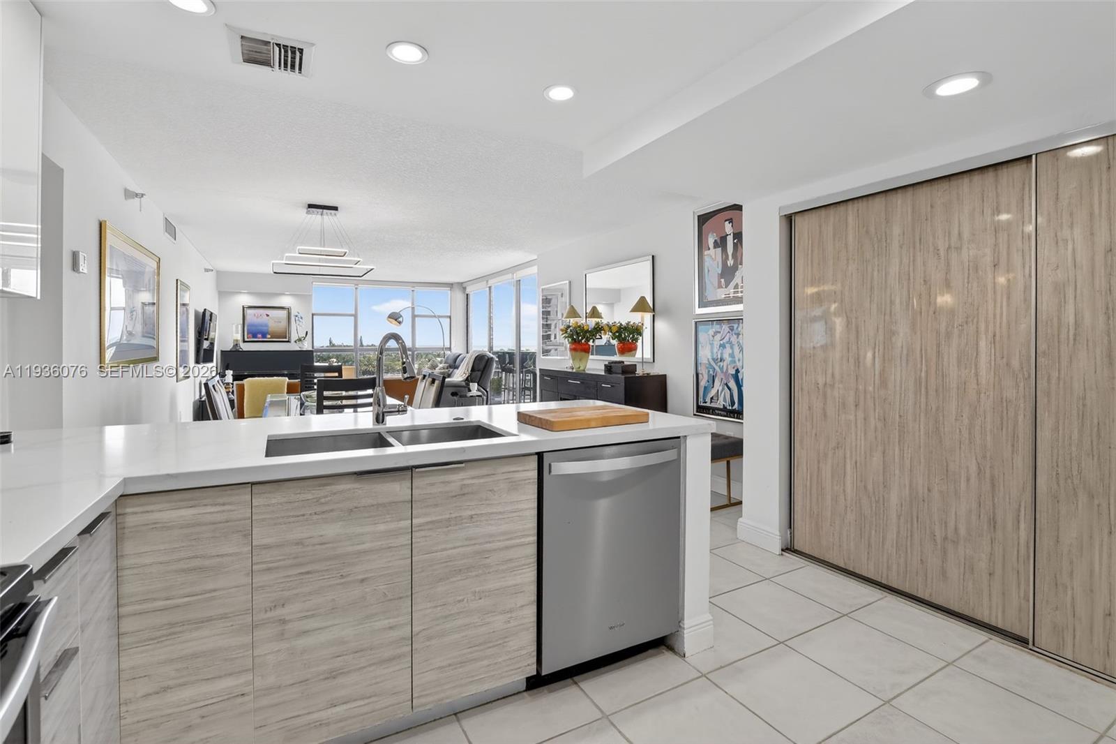 20505 E Country Club Dr # 833