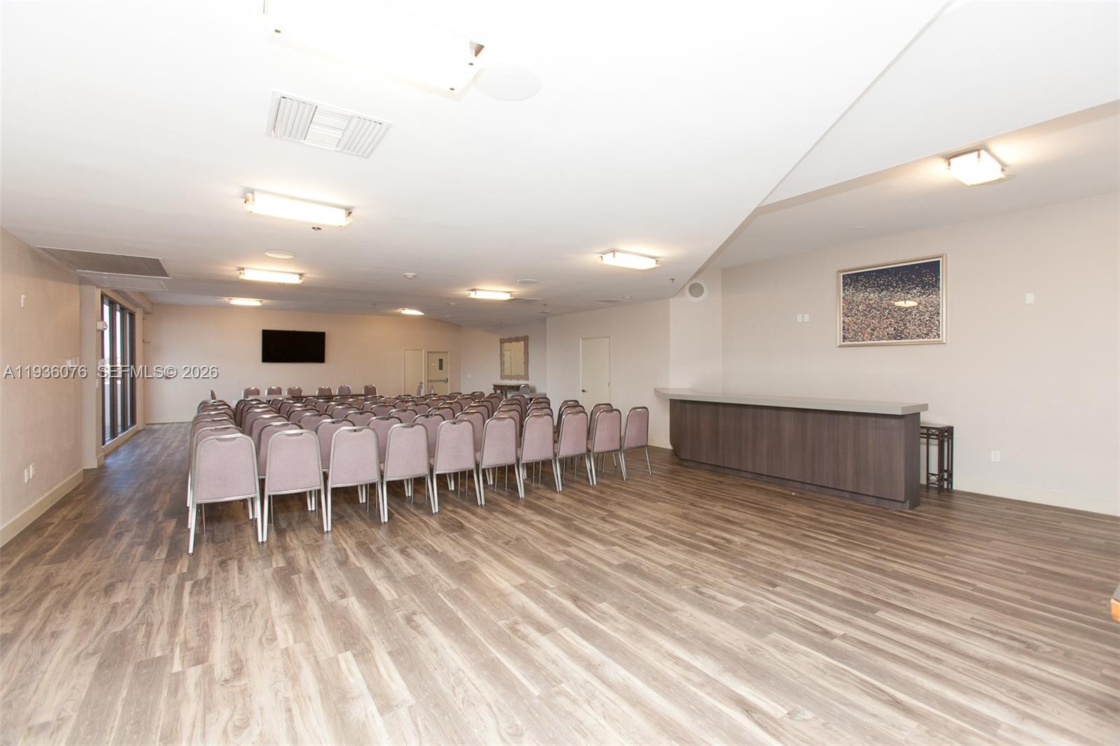 20505 E Country Club Dr # 833