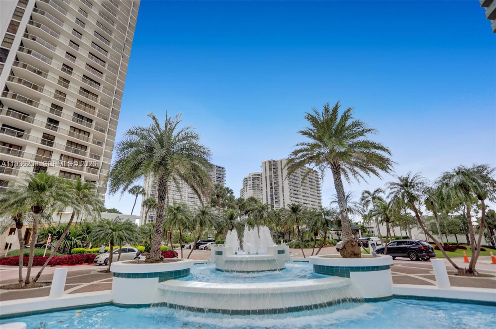 20281 E Country Club Dr # 201