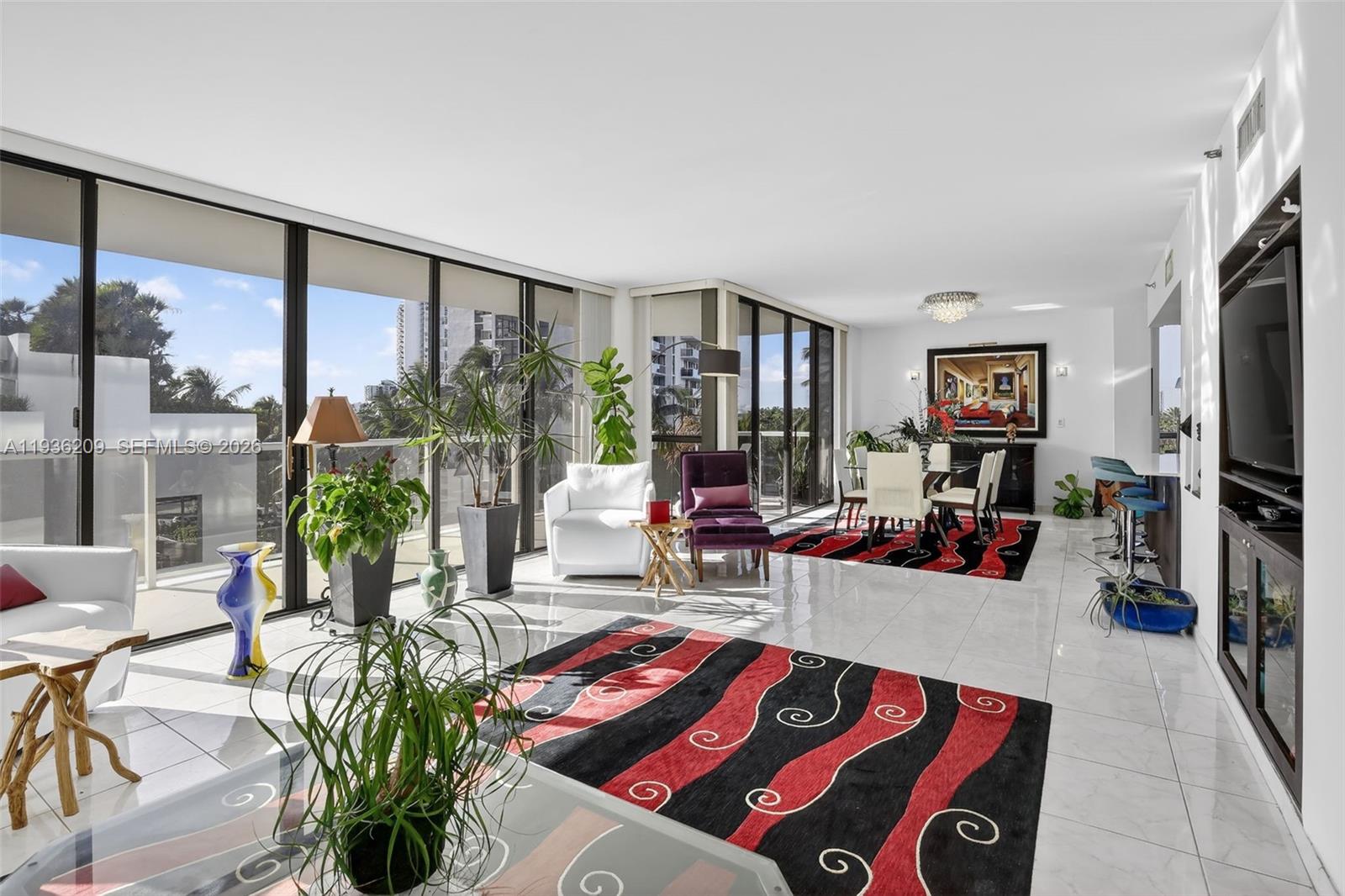 20281 E Country Club Dr # 201