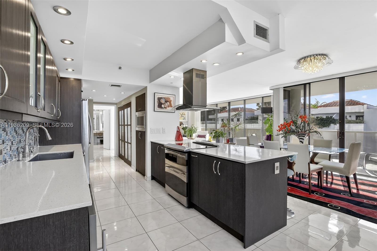 20281 E Country Club Dr # 201