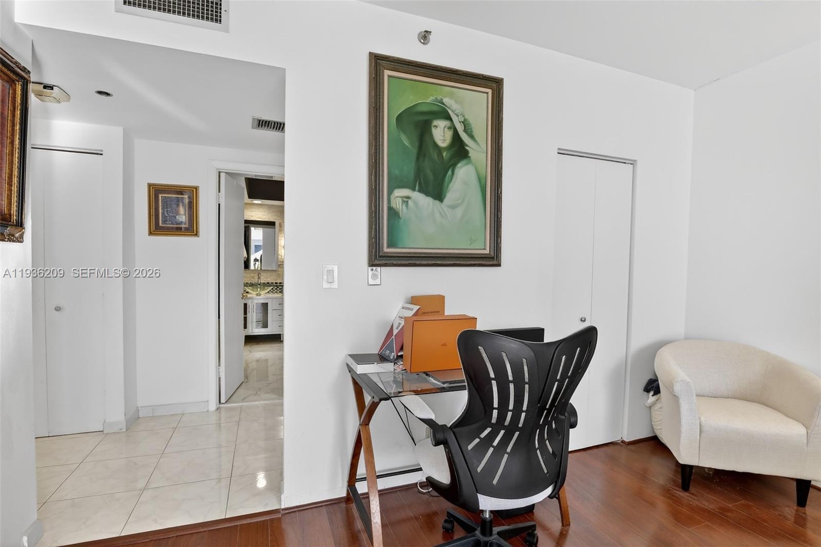 20281 E Country Club Dr # 201