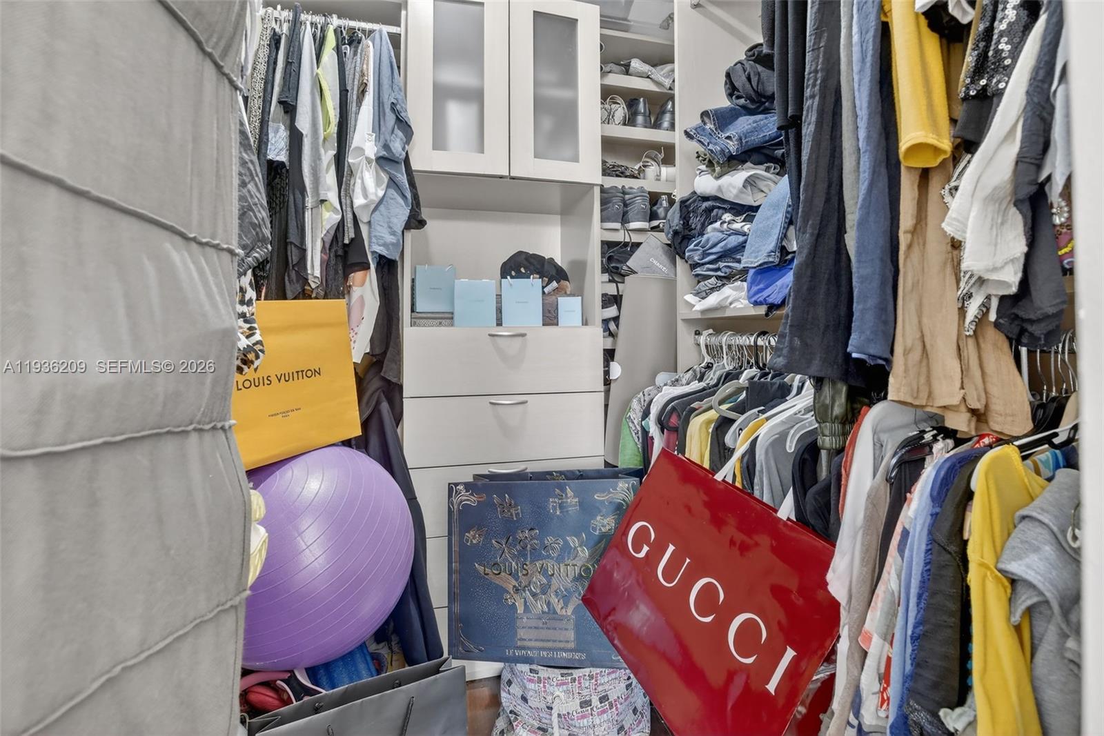 20281 E Country Club Dr # 201