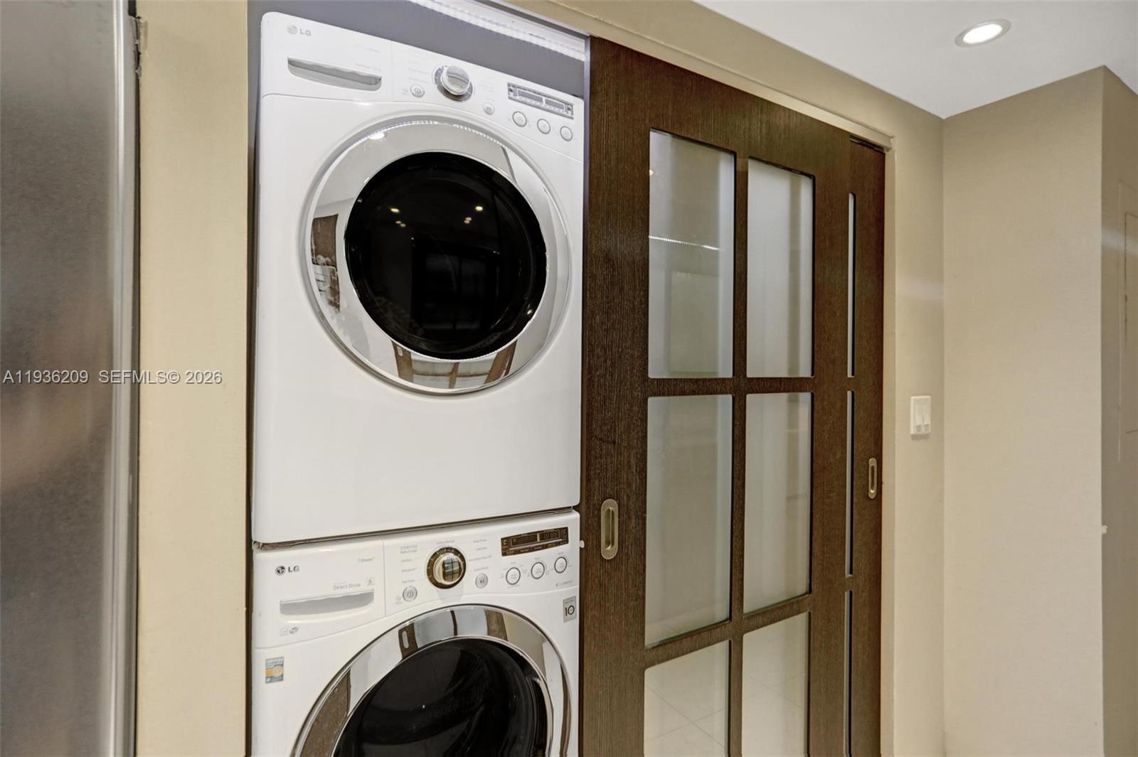 20281 E Country Club Dr # 201