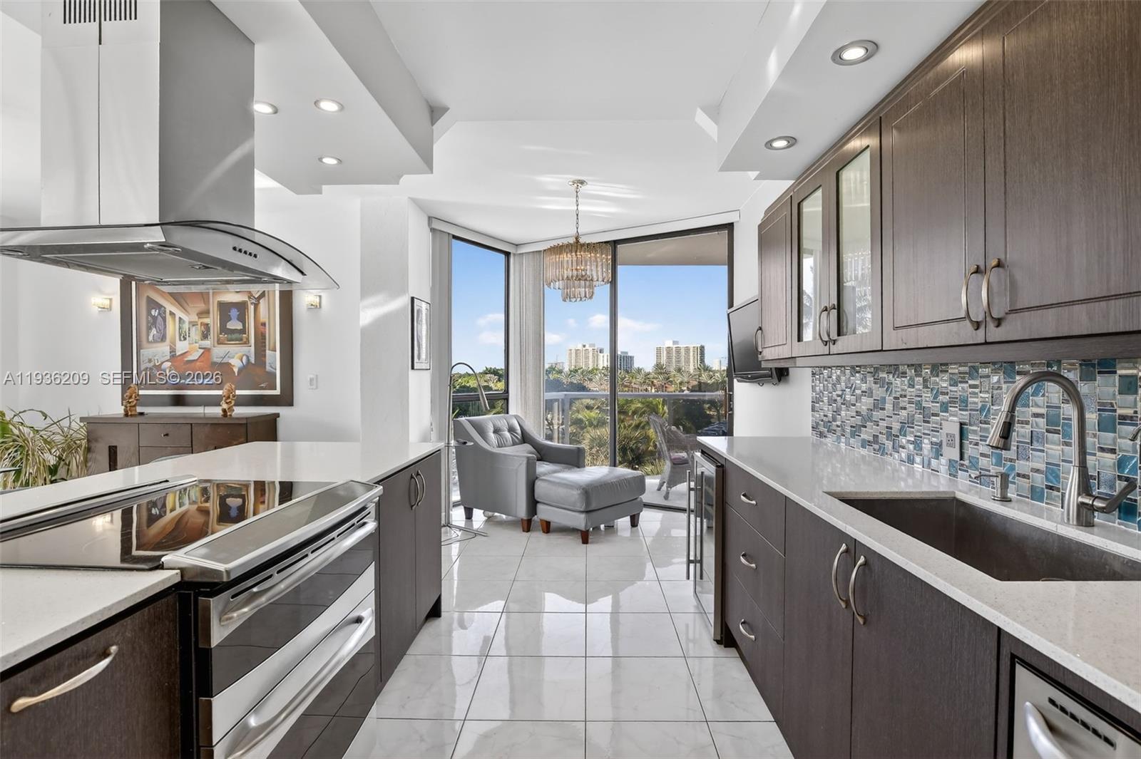 20281 E Country Club Dr # 201