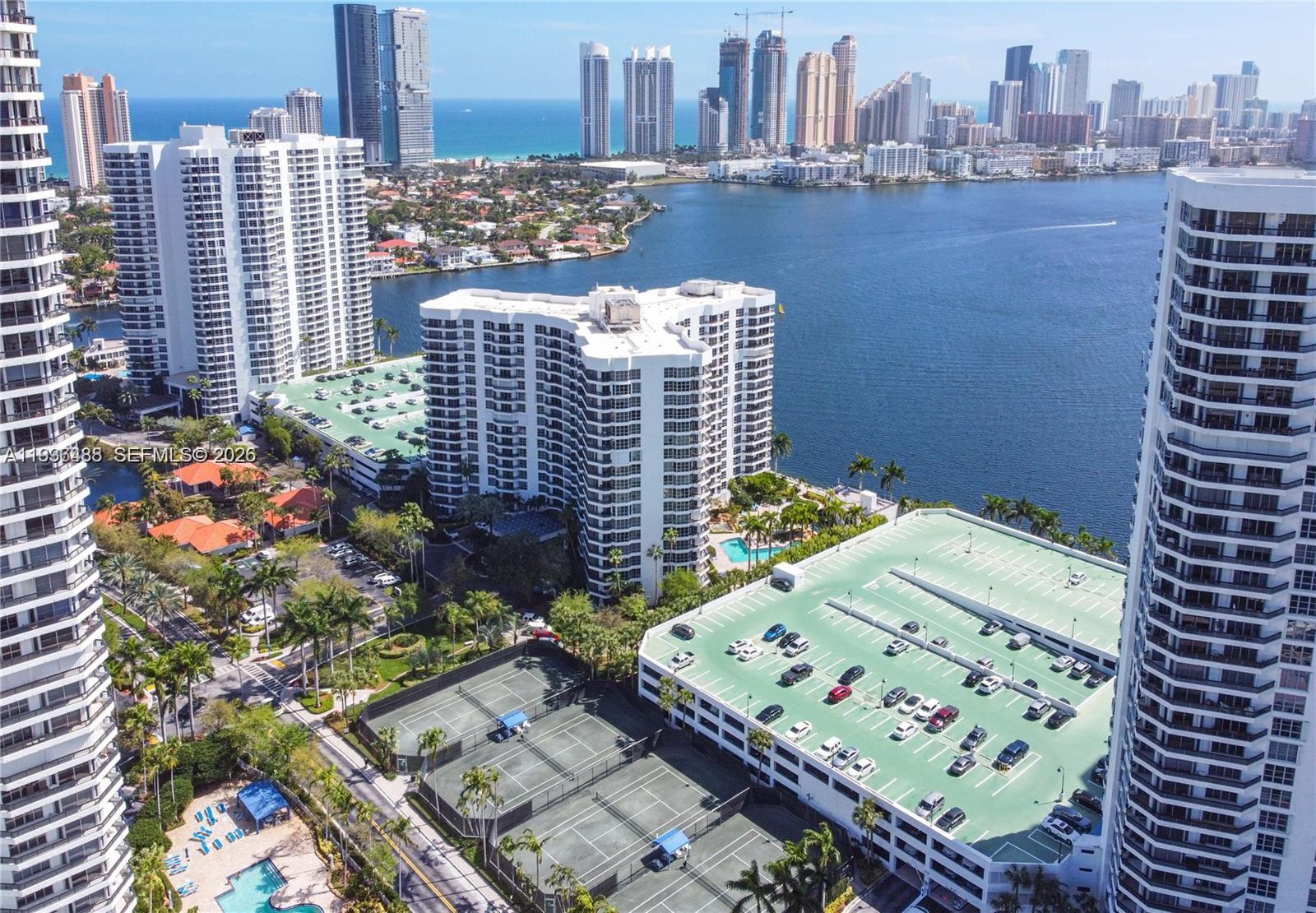 19195 NE 36th Ct # 1706