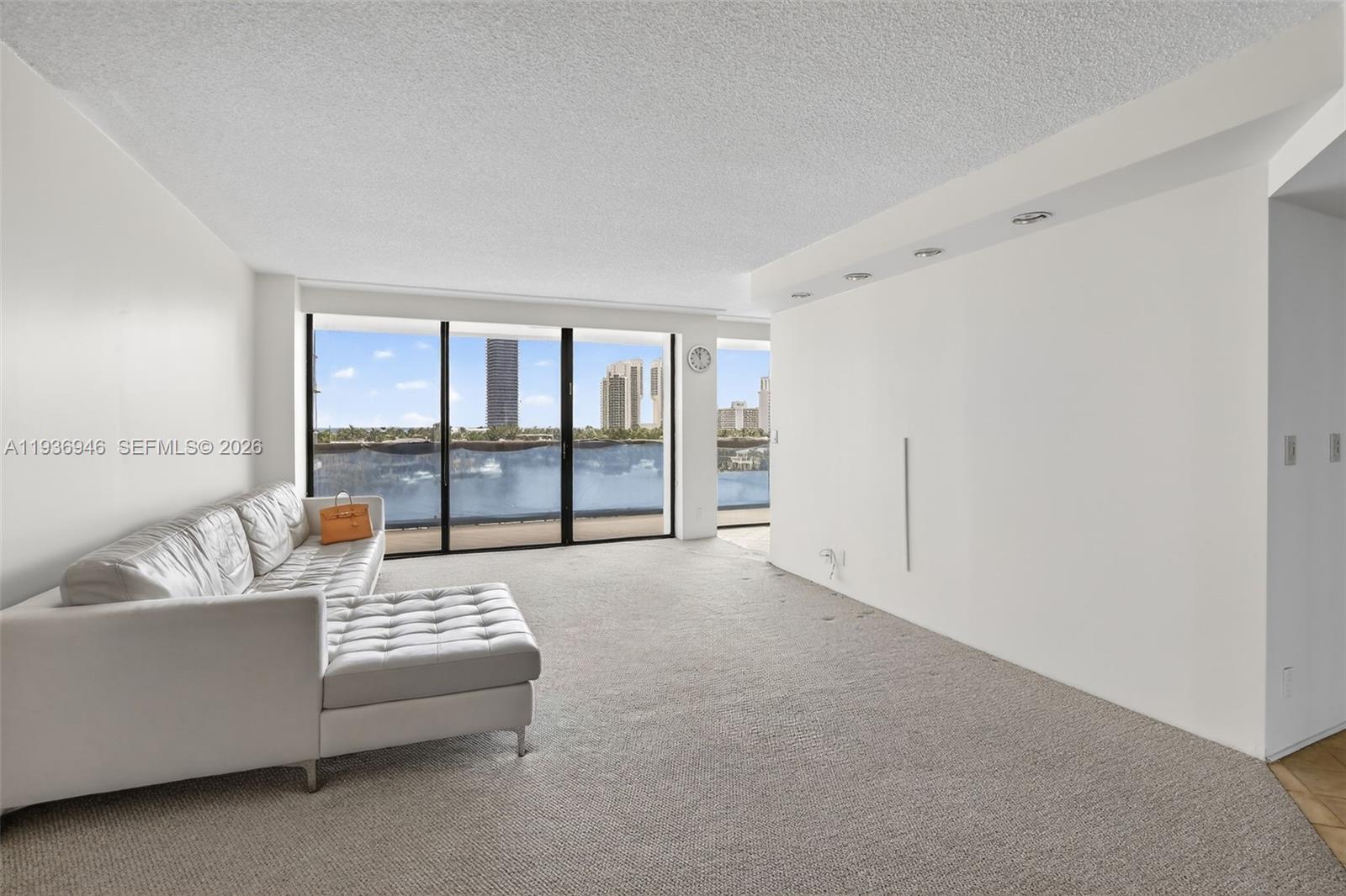 19707 Turnberry Way # 7F