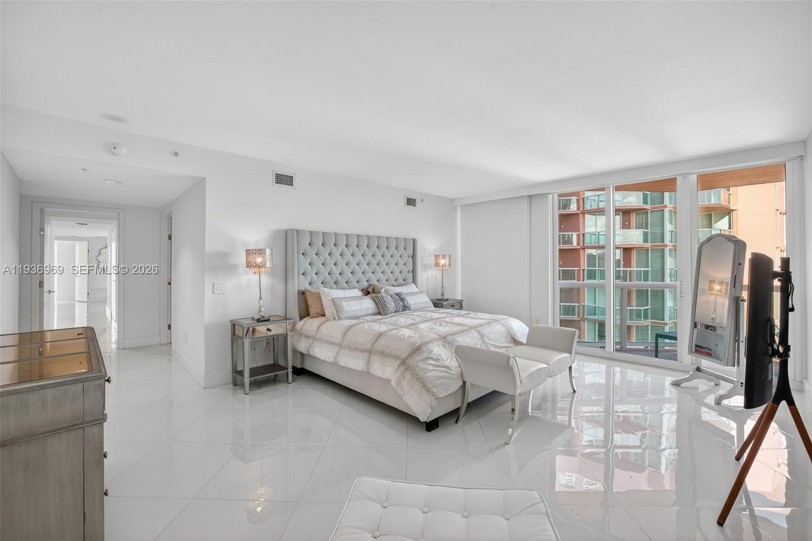 3370 Hidden Bay Dr # 2711