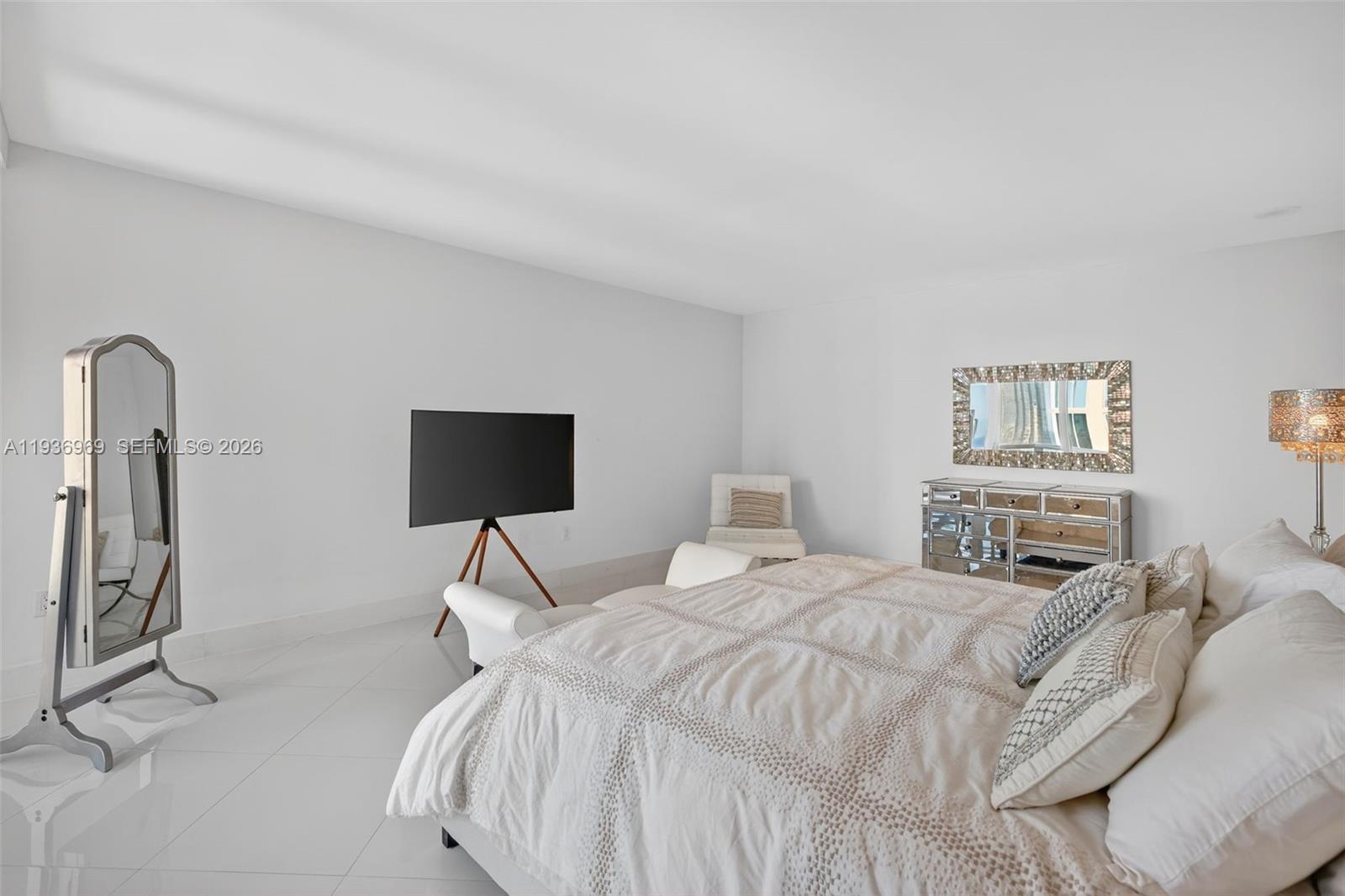 3370 Hidden Bay Dr # 2711