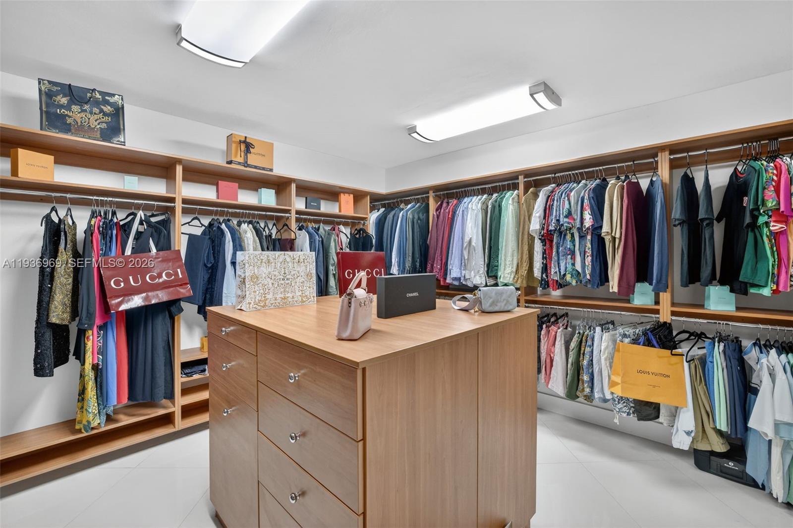 3370 Hidden Bay Dr # 2711