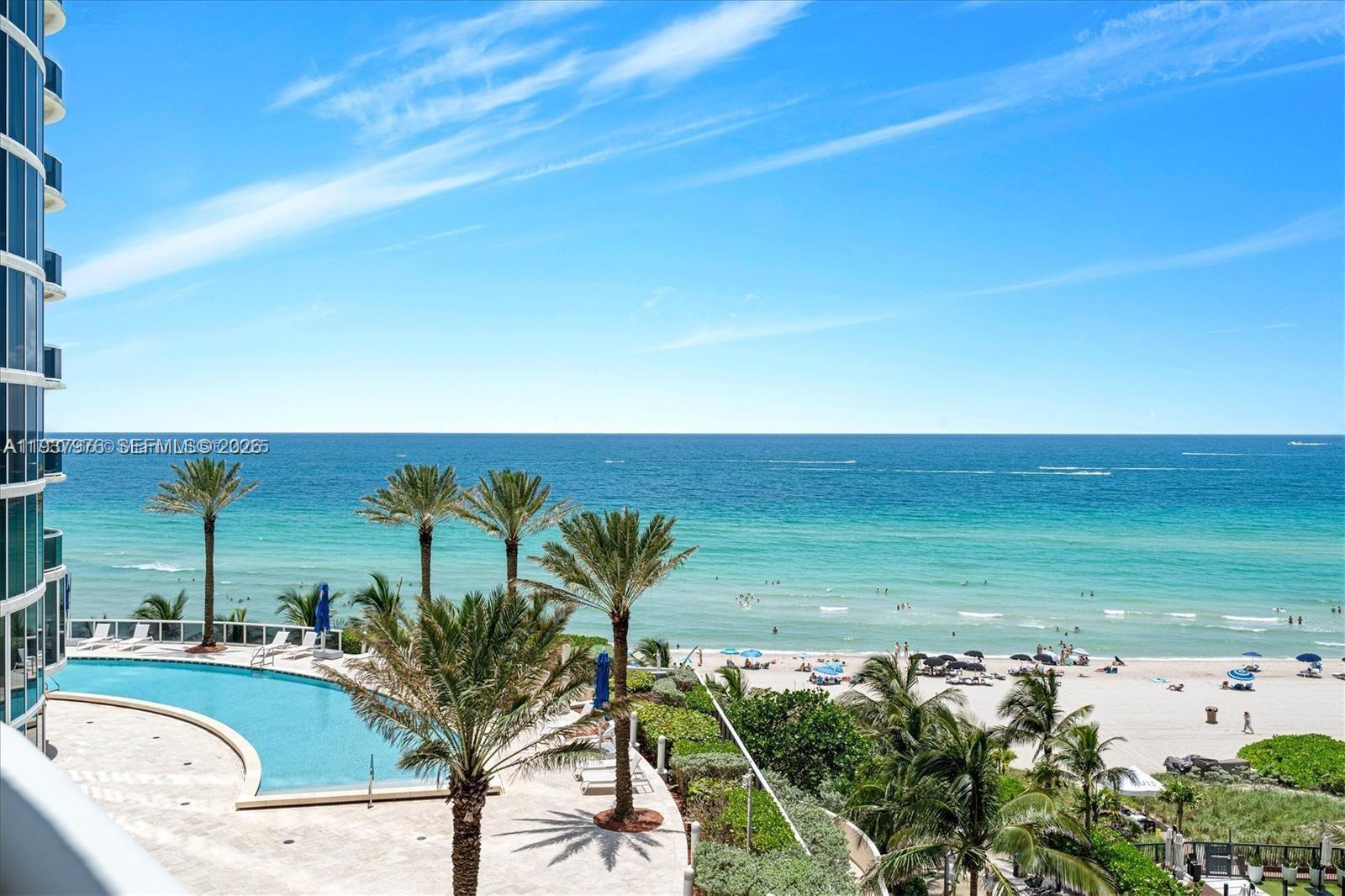 17201 Collins Ave # 1704