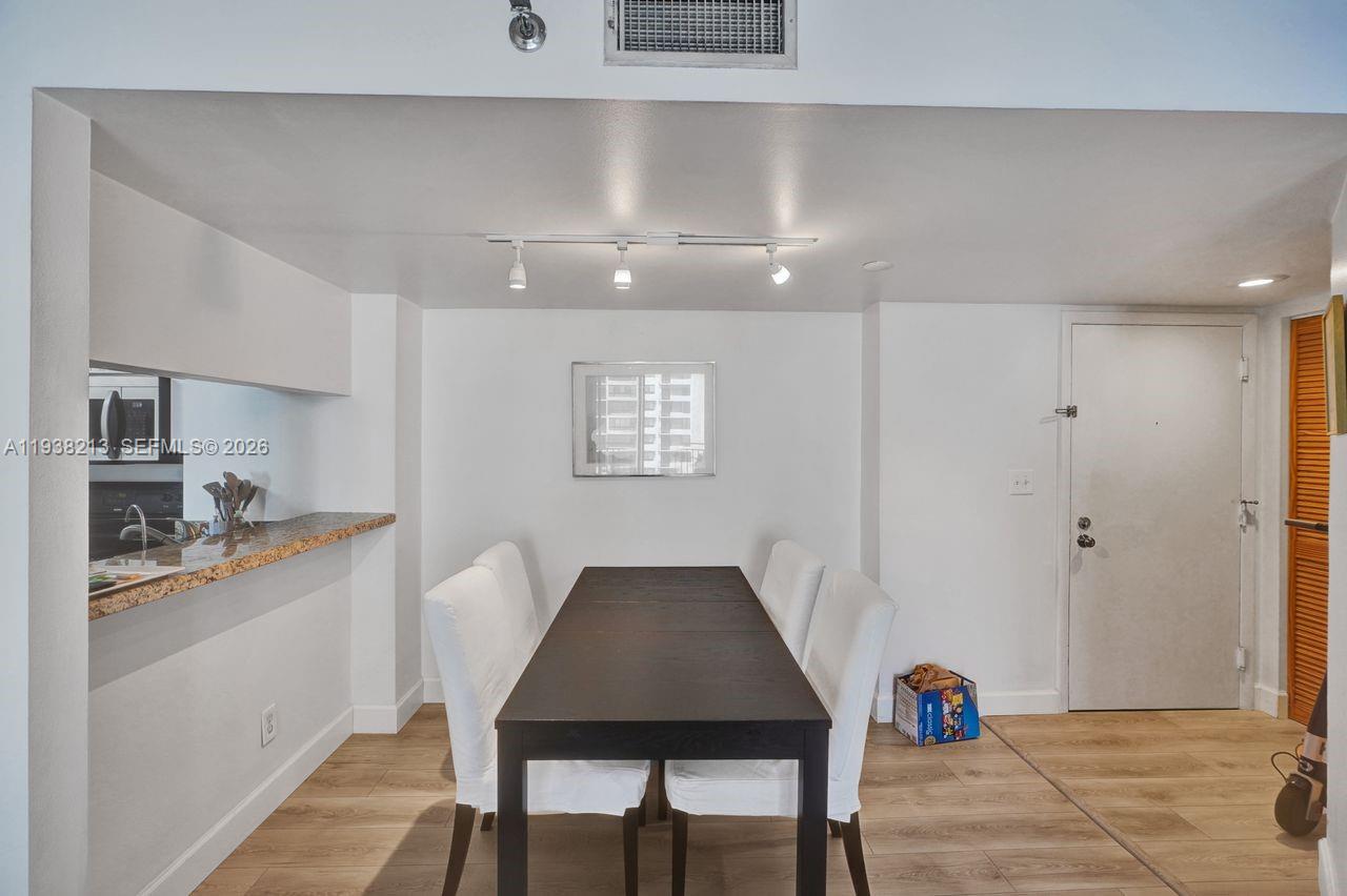 770 SE Claughton Island Dr # 813