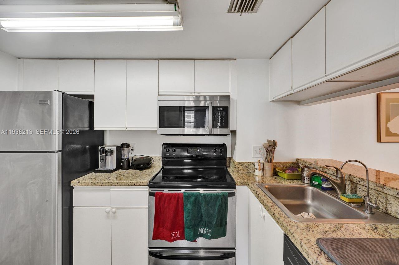 770 SE Claughton Island Dr # 813