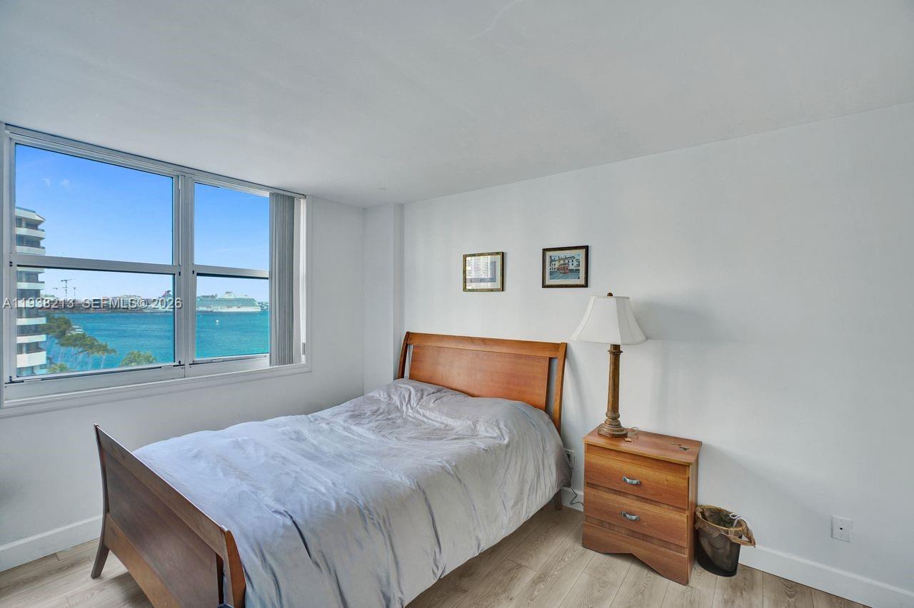 770 SE Claughton Island Dr # 813