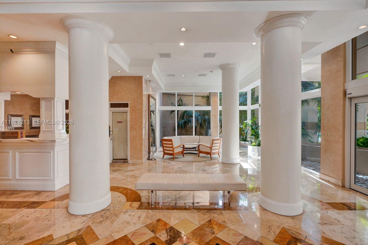 770 SE Claughton Island Dr # 813