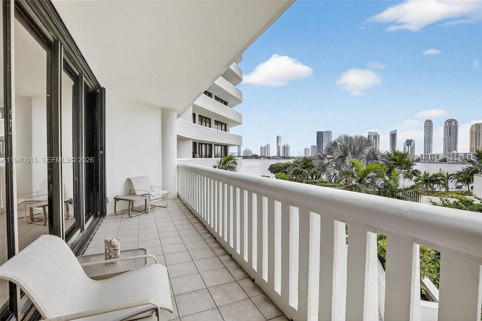 3000 Island Blvd # 502