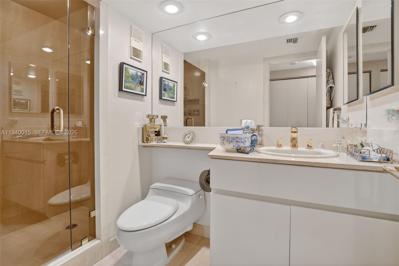 3000 Island Blvd # 502