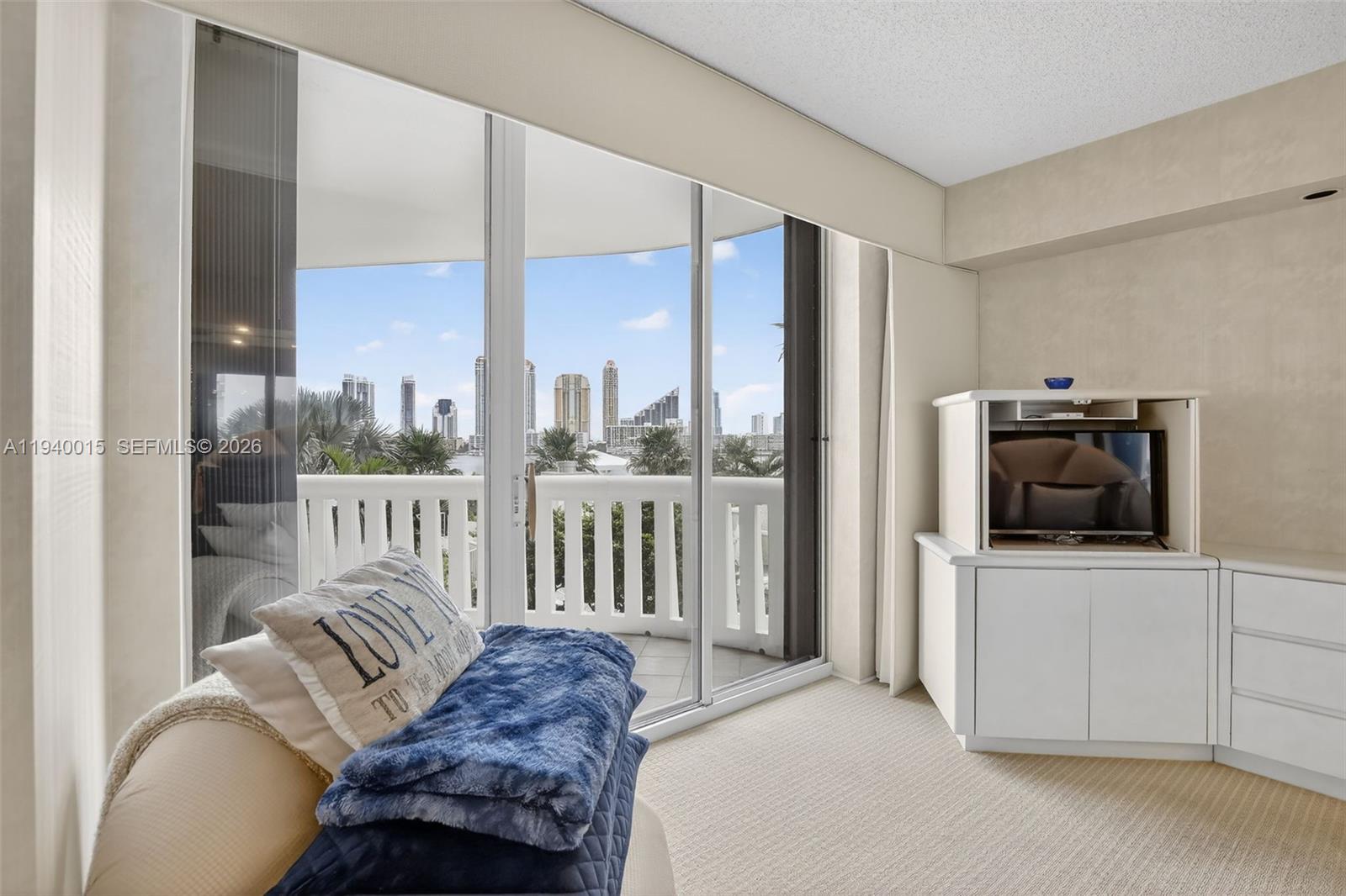 3000 Island Blvd # 502