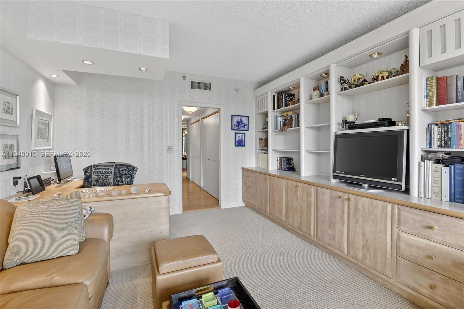 3000 Island Blvd # 502