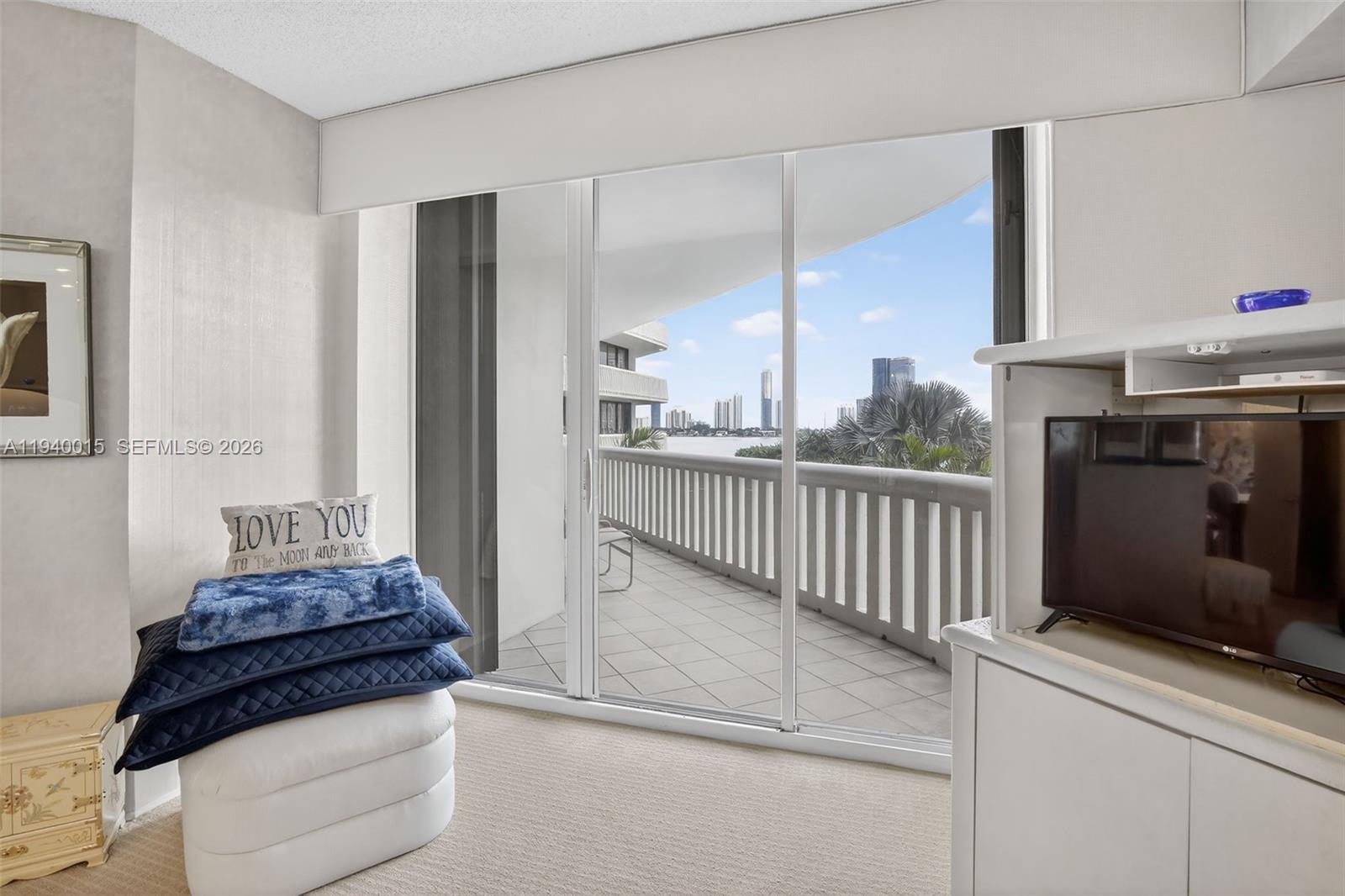 3000 Island Blvd # 502