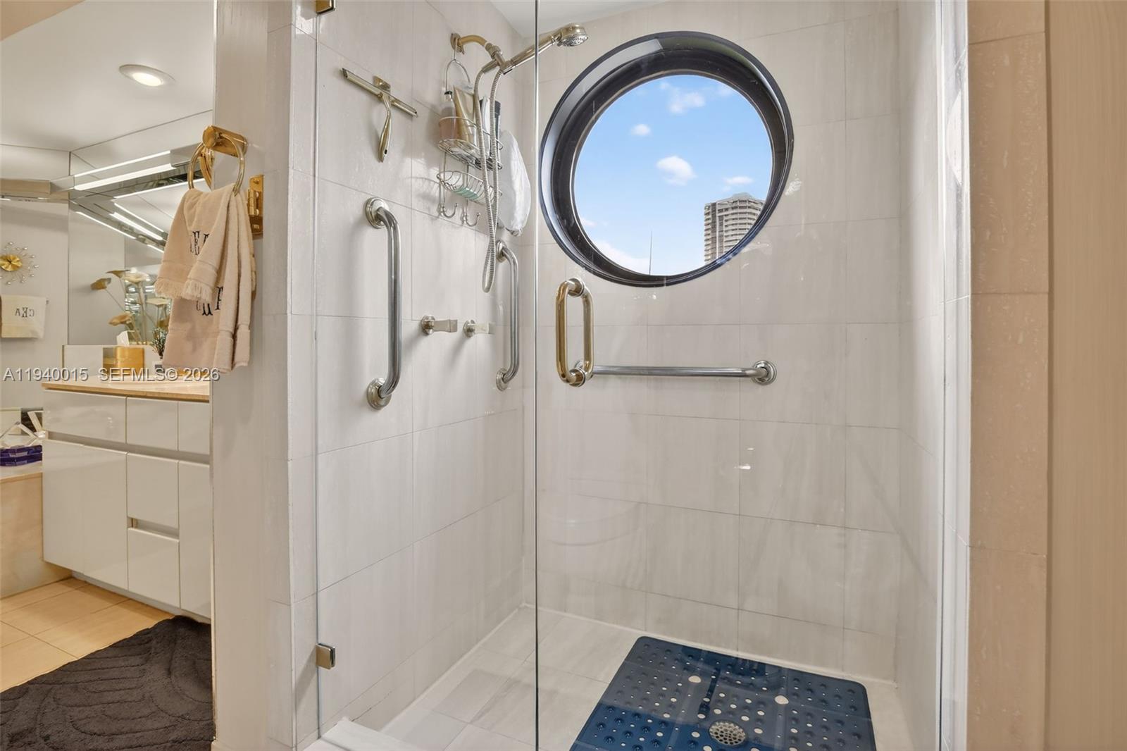 3000 Island Blvd # 502