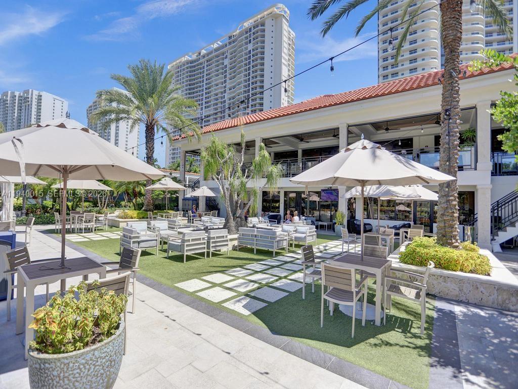 3000 Island Blvd # 502