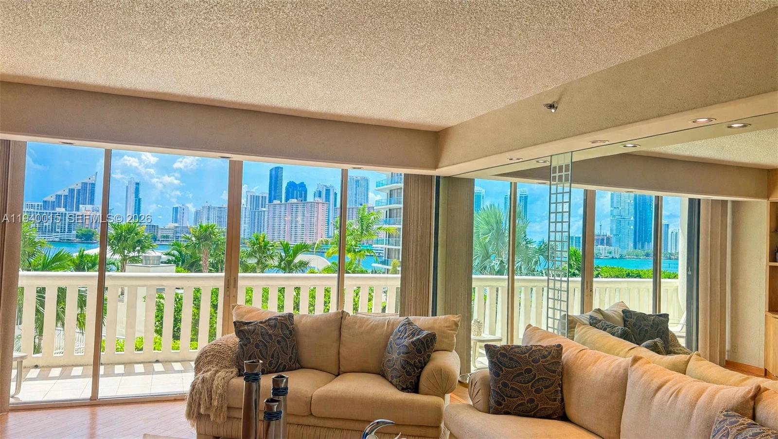 3000 Island Blvd # 502