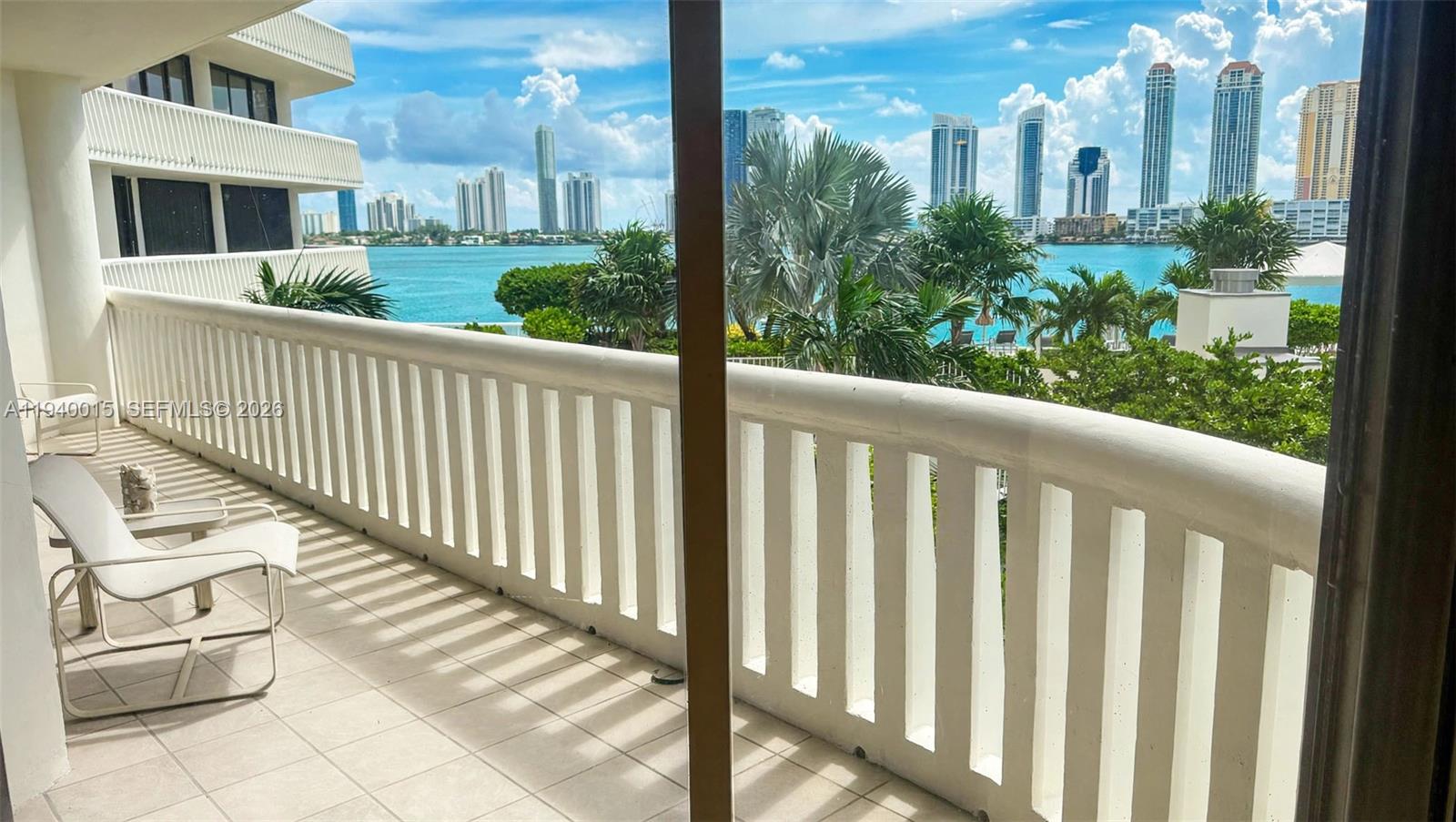 3000 Island Blvd # 502